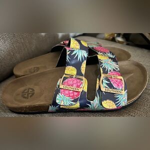 Simply Southern Pineapple Slides Sandals~Size 8